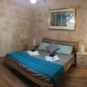  Apartment Cosy Townhouse